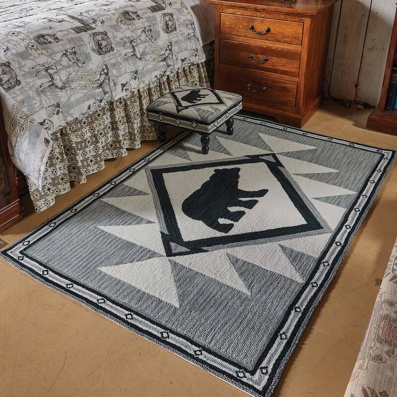Park Designs Southwestern Printed Silver Hooked Indoor Rug 4' x 6' - 4'x6'