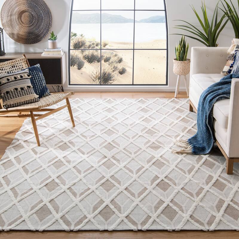 SAFAVIEH Handmade Marbella Sevastia Modern Polyester Rug - 6' x 9' - Beige/Ivory