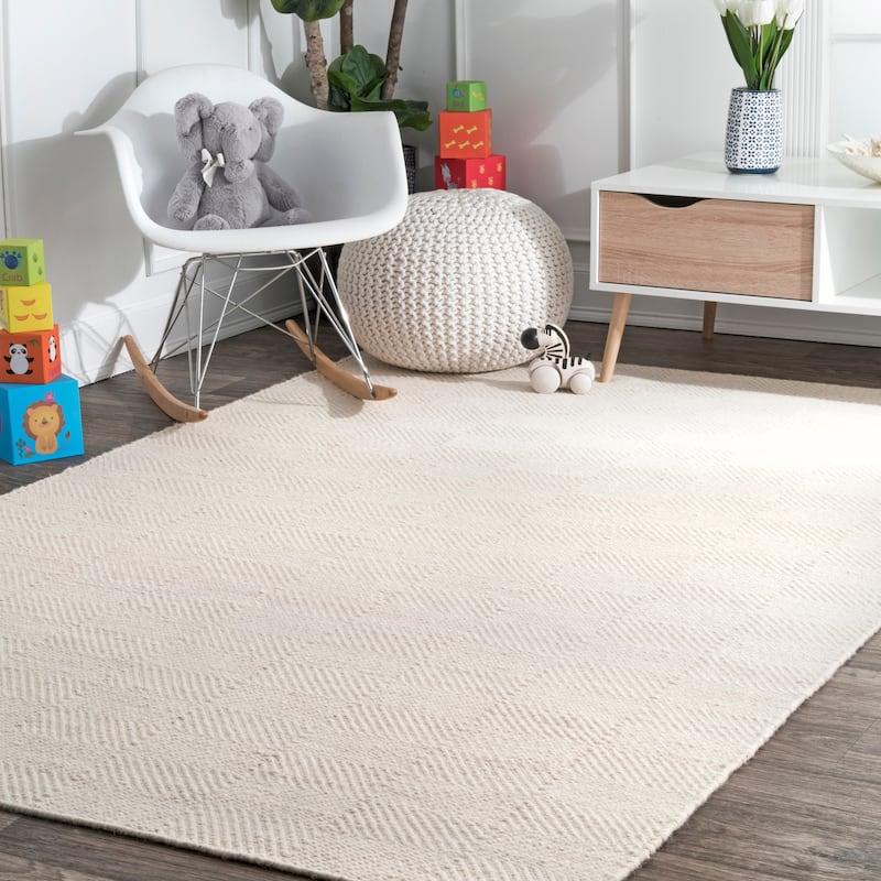 Nuloom Ago Geometric Wool Area Rug - 7' 6" x 9' 6" - Cream