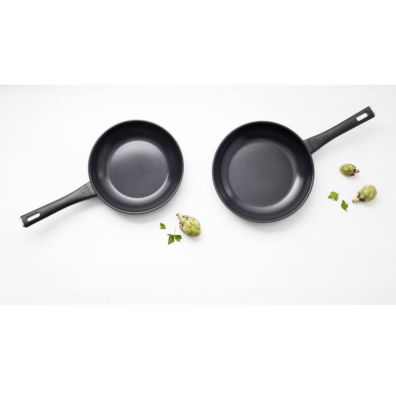 ZWILLING Madura Plus Ceramic 2-pc Aluminum Ceramic Nonstick Fry Pan Set - Black