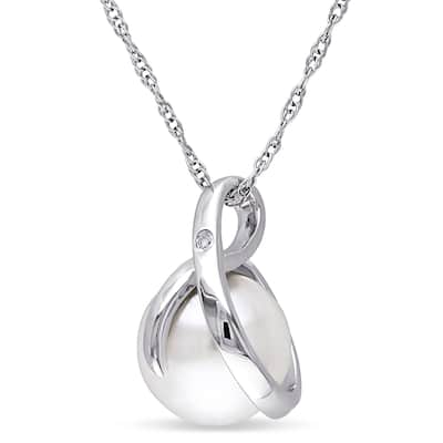 Miadora 8-8.5mm Cultured Freshwater Pearl and Diamond Swirl 10k White Gold