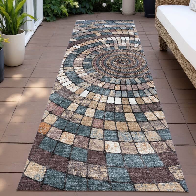 Machine Washable Indoor/Outdoor Contemporary Pinwheel Chantille Rug - Copper - 2'3" x 7'6"