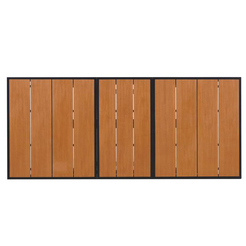 Experience Outdoor Dining Freedom with a Flexible Set