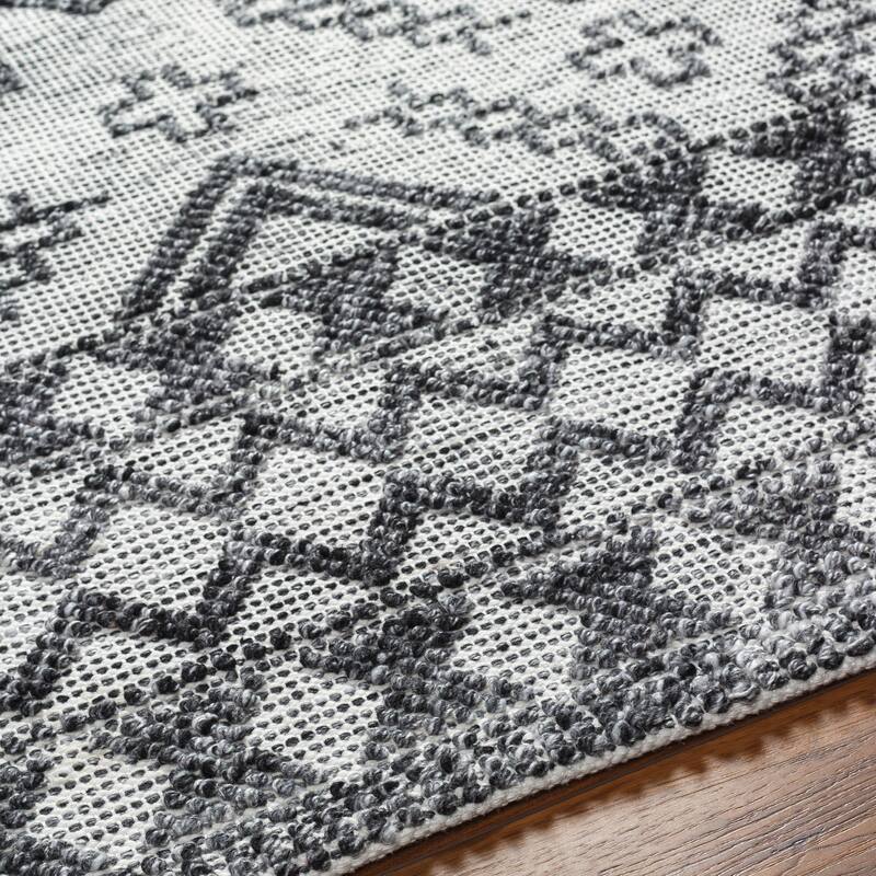 Mainholme Handmade Performance Outdoor Safe Area Rug