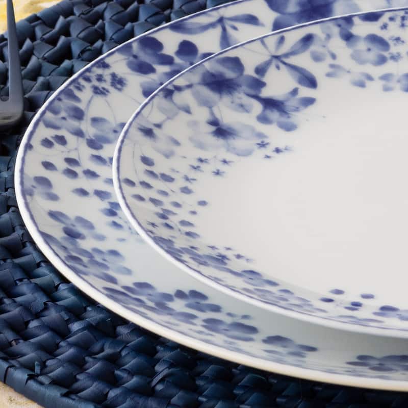 Bloomington Road Blue 30-Piece Dinnerware Set, Service for 6