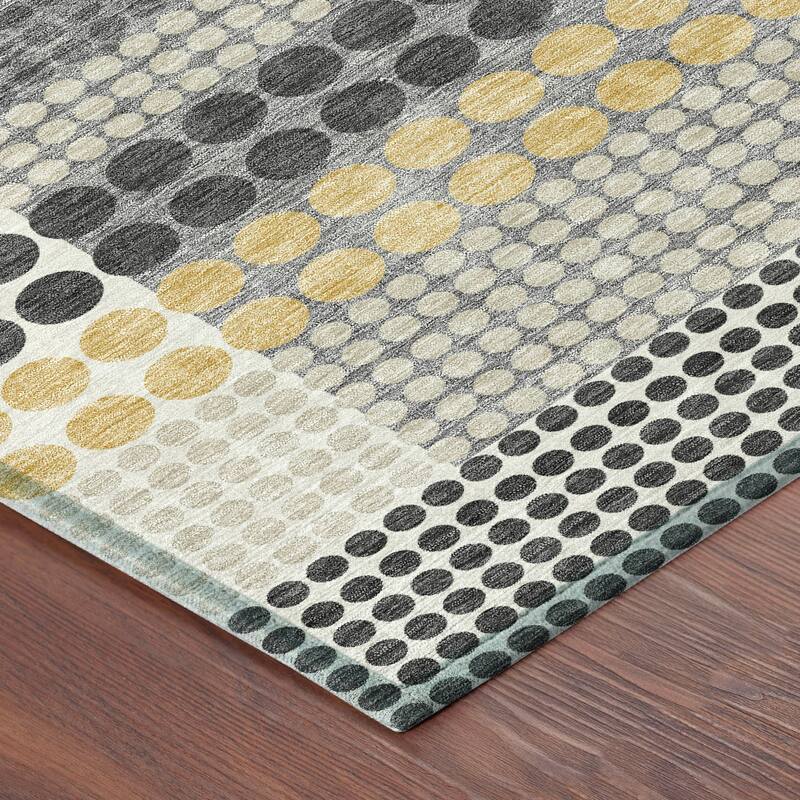 Machine Washable Indoor/ Outdoor Casual Dotty Chantille Rug