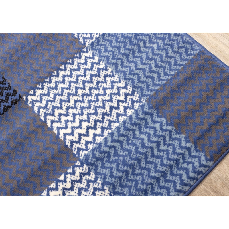 Florence Collection - Blue Squares Rug - 4'7" x 6'7"