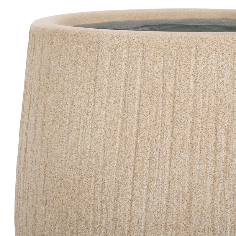 SAFAVIEH Outdoor Francia Black Planter.