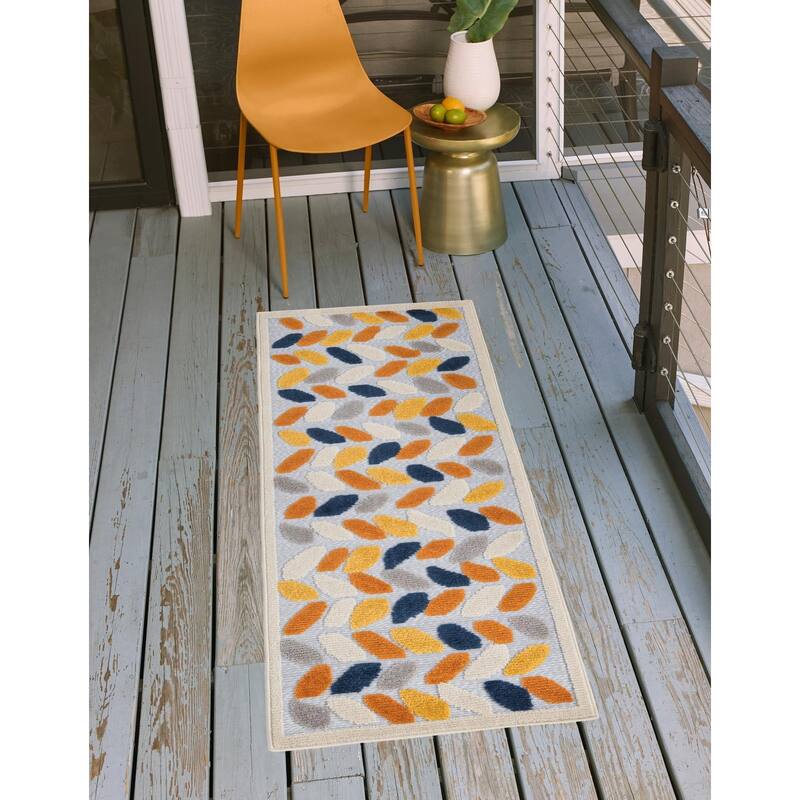 Outdoor Denver Collection Area Rug - Gray - 2'x8'