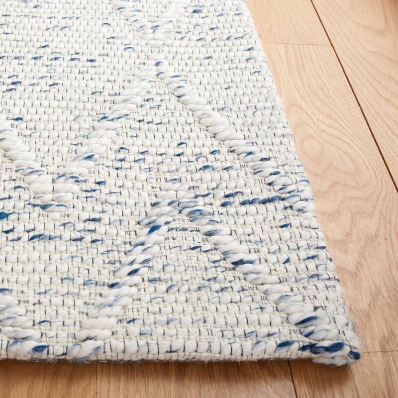 SAFAVIEH Handmade Marbella Siriana Rug