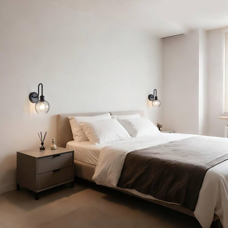 Modern 1-Light Bathroom Vanity Wall Sconce with Textured Glass Shade