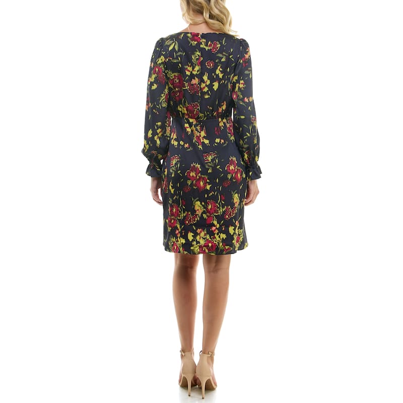 Nicole Miller Long Sleeved Printed Satin Dress