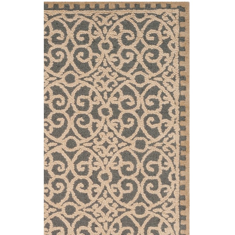 SAFAVIEH Handmade Cambridge Alodie Geometric Wool Rug
