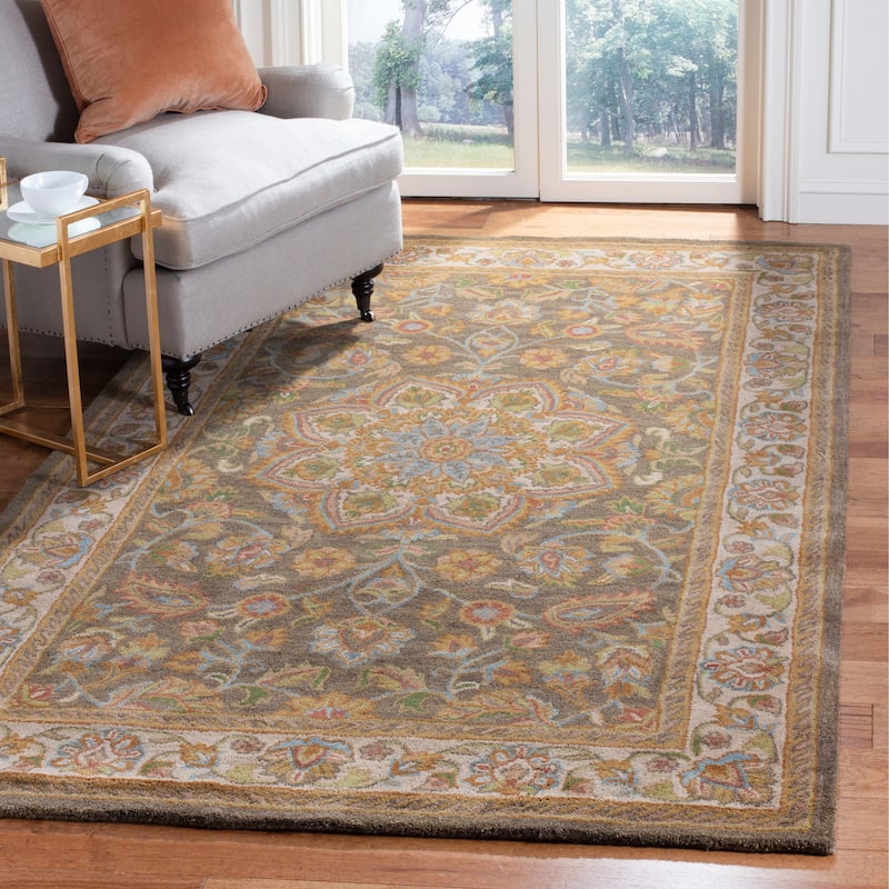 SAFAVIEH Heritage Tracie Hand-tufted Wool Oriental Area Rug - 4' x 6' - Green/Taupe