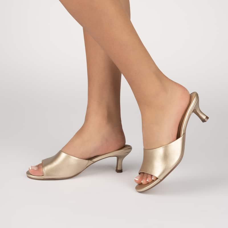 Journee Women's Jeylah Dress Sandals