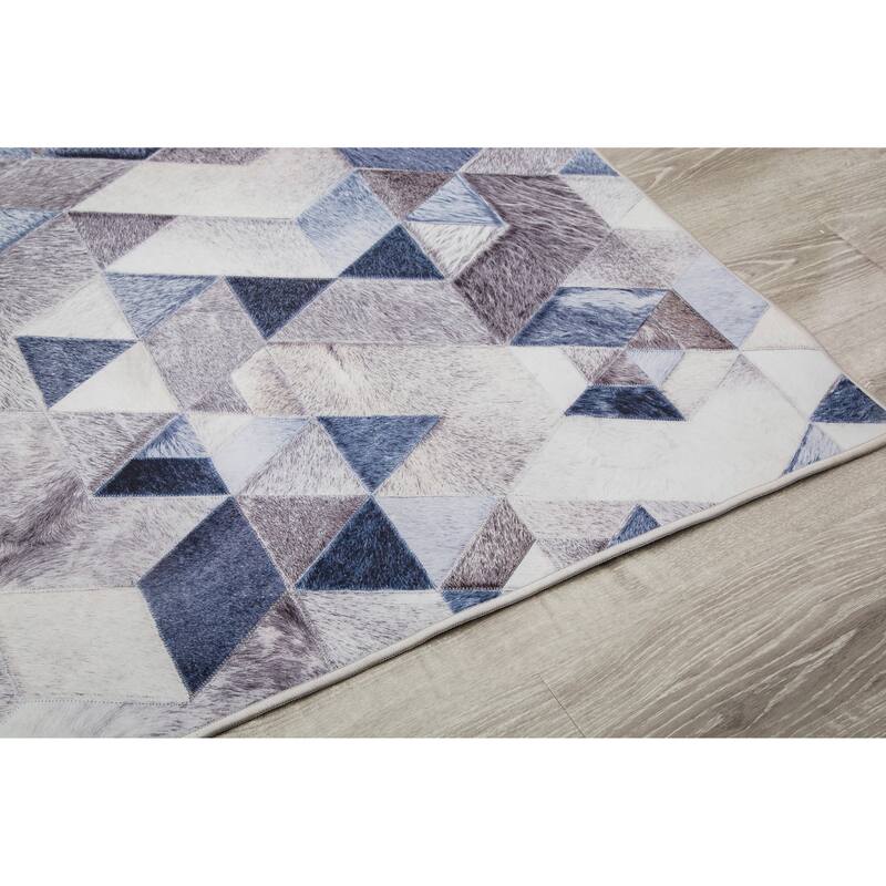 Capri Collection Patterned Faux Cowhide Printed Rug