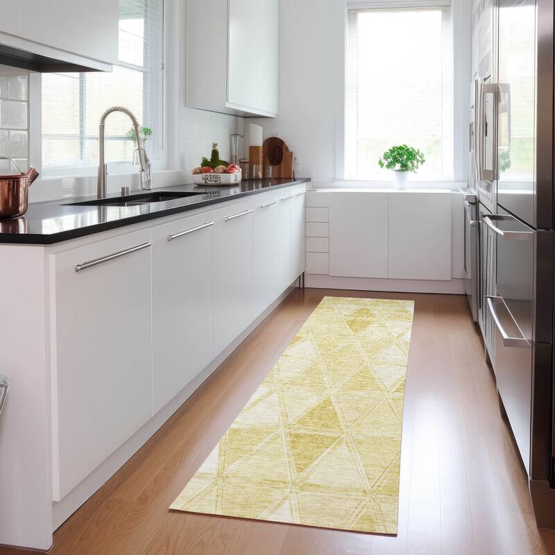 Machine Washable Indoor/ Outdoor Chantille Modern Diamonds Rug - Gold - 2'3" x 7'6"