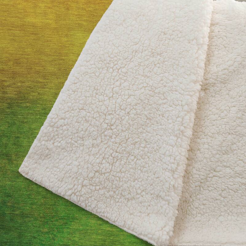 Premium Machine Washable Modern Ombre Sherpa Throw Blanket