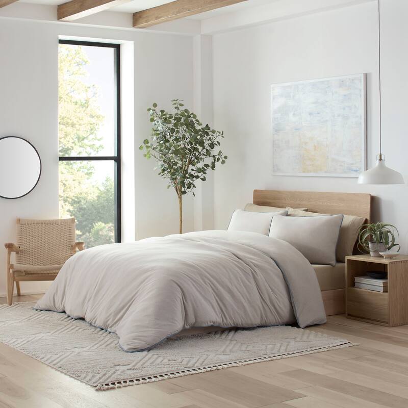 Vellux Snuggle Soft Taupe Comforter Set