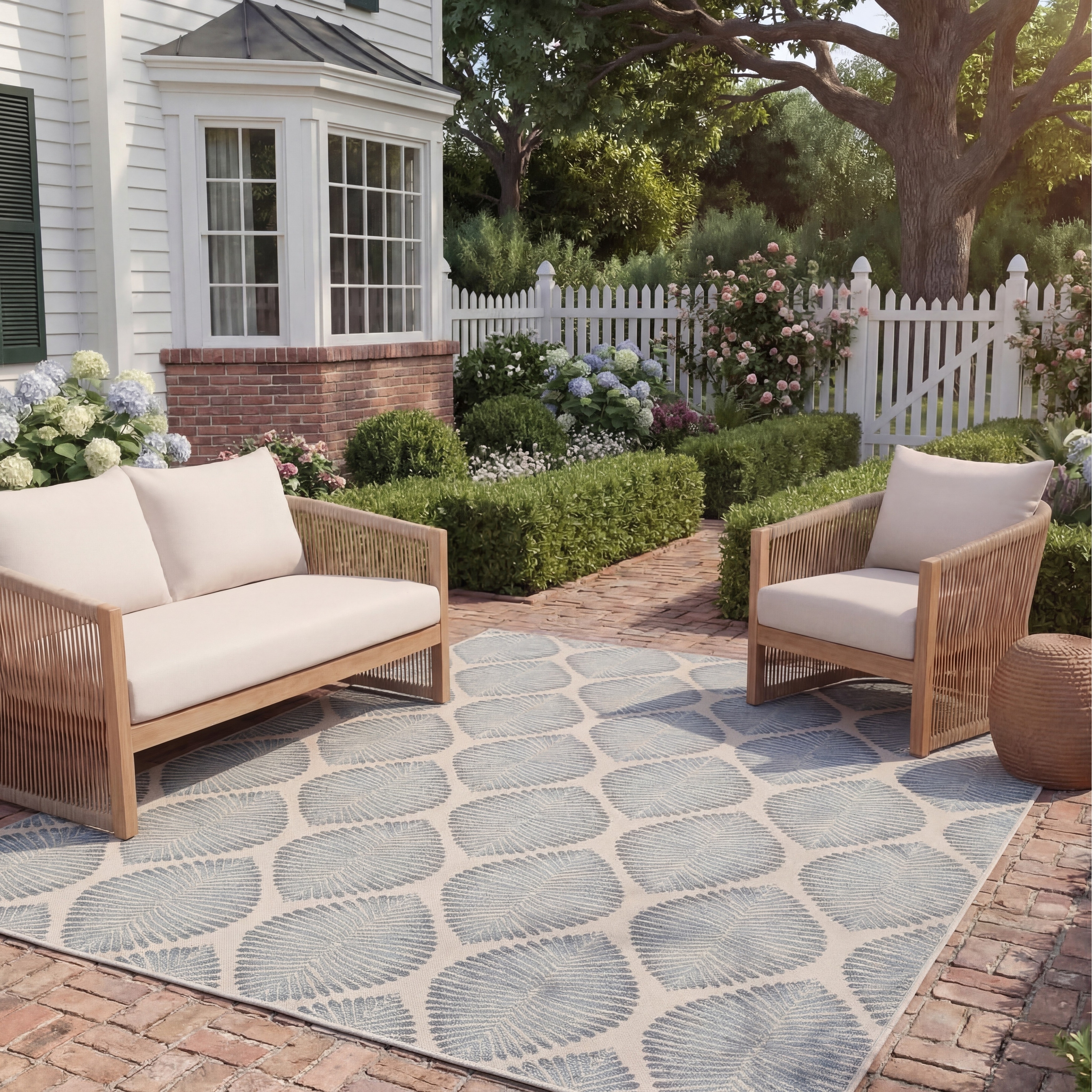 SAFAVIEH Courtyard Rasita Indoor/ Outdoor Waterproof Patio Backyard Rug