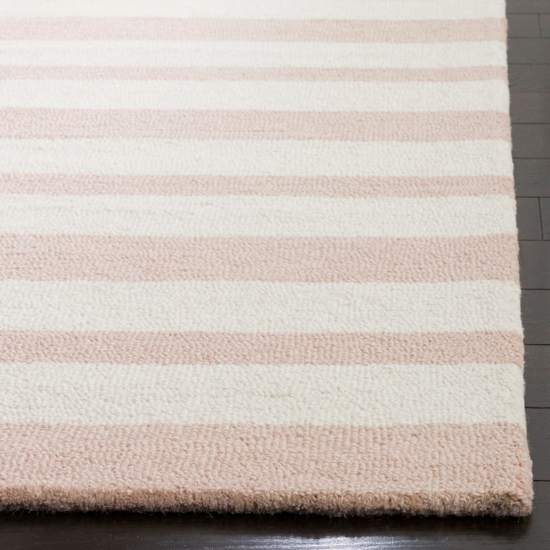 SAFAVIEH Handmade Kids Nigar Wool Rug