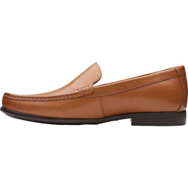 clarks claude plain