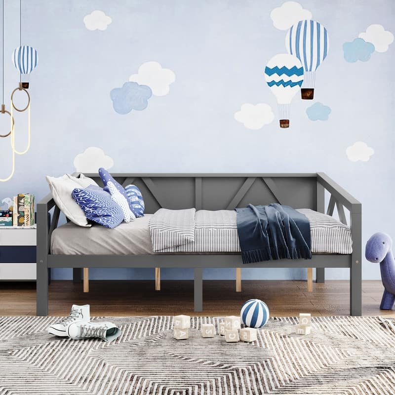 Full size Wooden Daybed