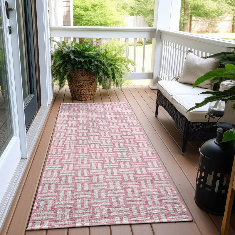 Machine Washable Indoor/ Outdoor Chantille Contempory Crosshatch Rug - Pink - 2'3" x 7'6"