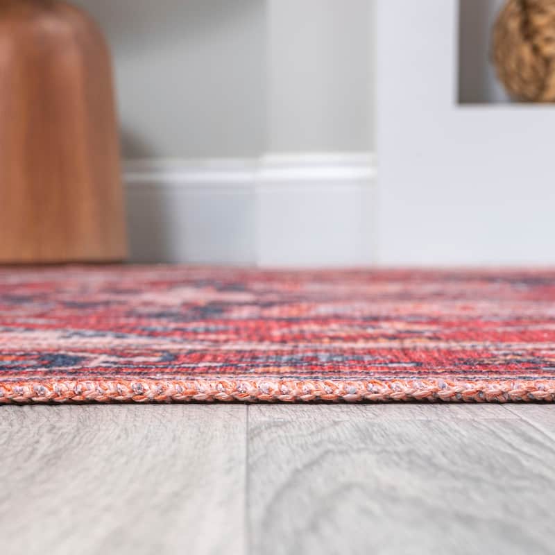 JONATHAN Y Victoria Ornate Large Medallion Machine Washable Area Rug