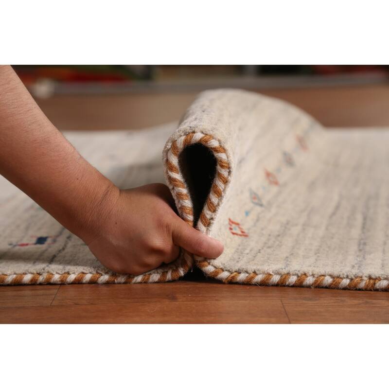 Hand Knotted Oriental 100% Wool Carpet Tribal Animal Pictorial Beige & Ivories Gabbeh Area Rug - 7' 9'' X 5' 0''