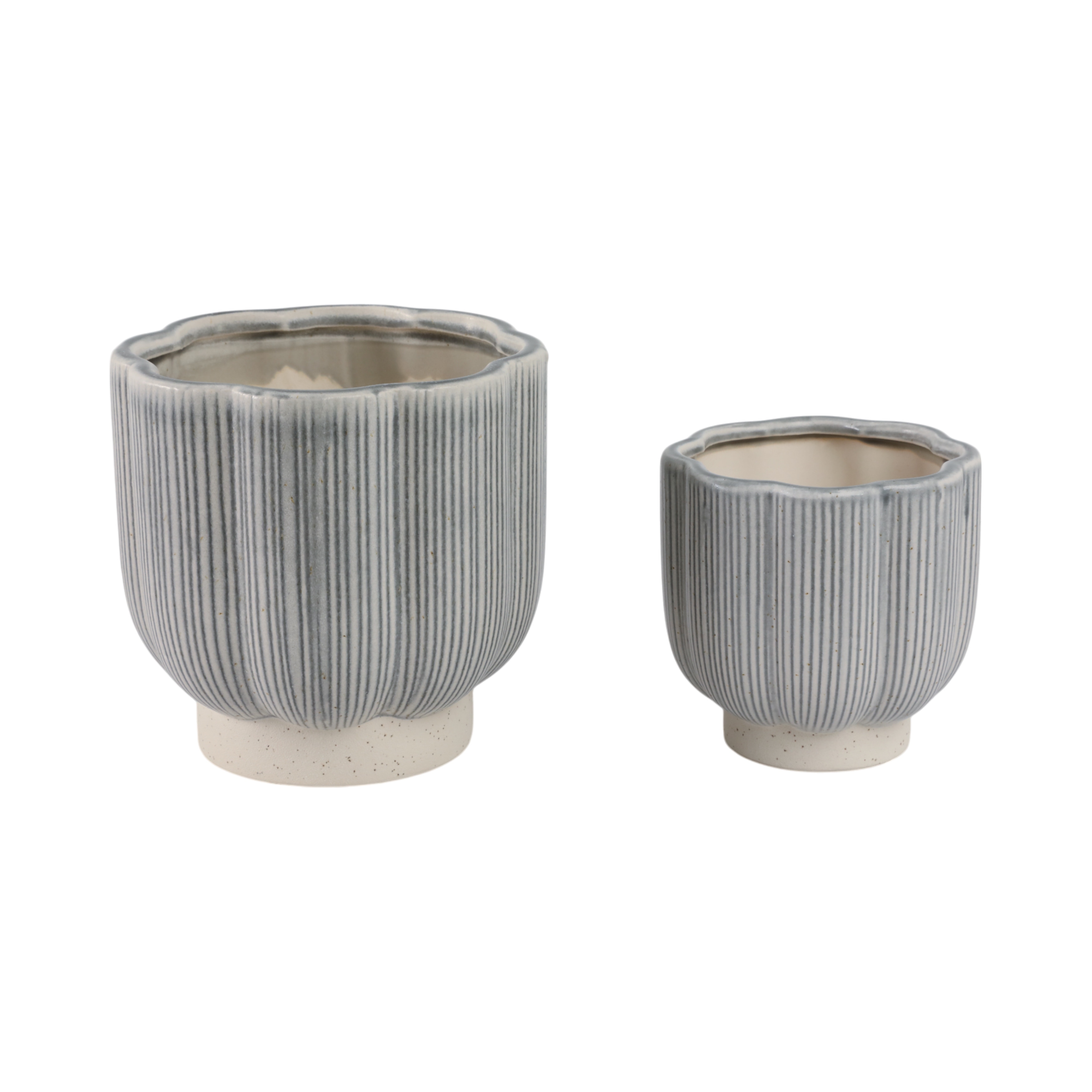Stoneware Scallop Shaped Planters Decorative Containers (Set of 2) - 5.91" x 5.91" x 5.79"