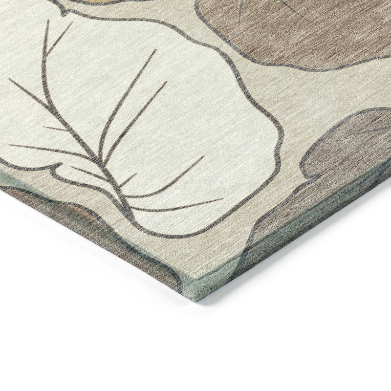 Machine Washable Indoor/ Outdoor Contemporary Floral Chantille Rug