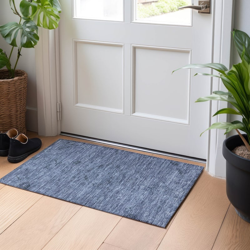 Machine Washable Indoor/ Outdoor Vintage Traditional Chantille Rug - Navy - 1'8" x 2'6"