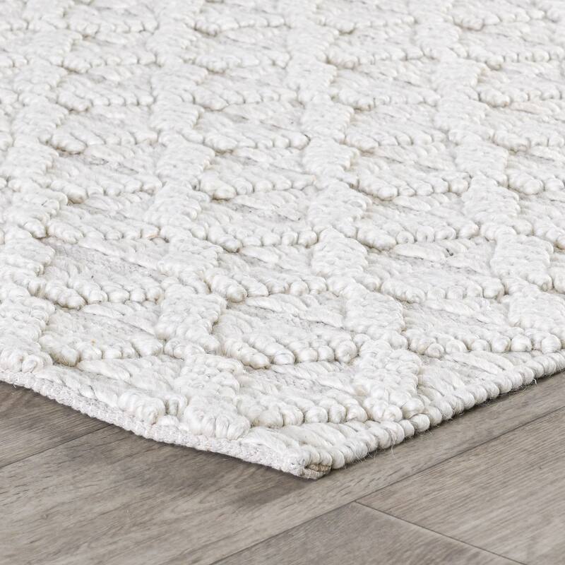 Villa by Classic Home Portola Wool Blend Hand Loomed Accent Rug