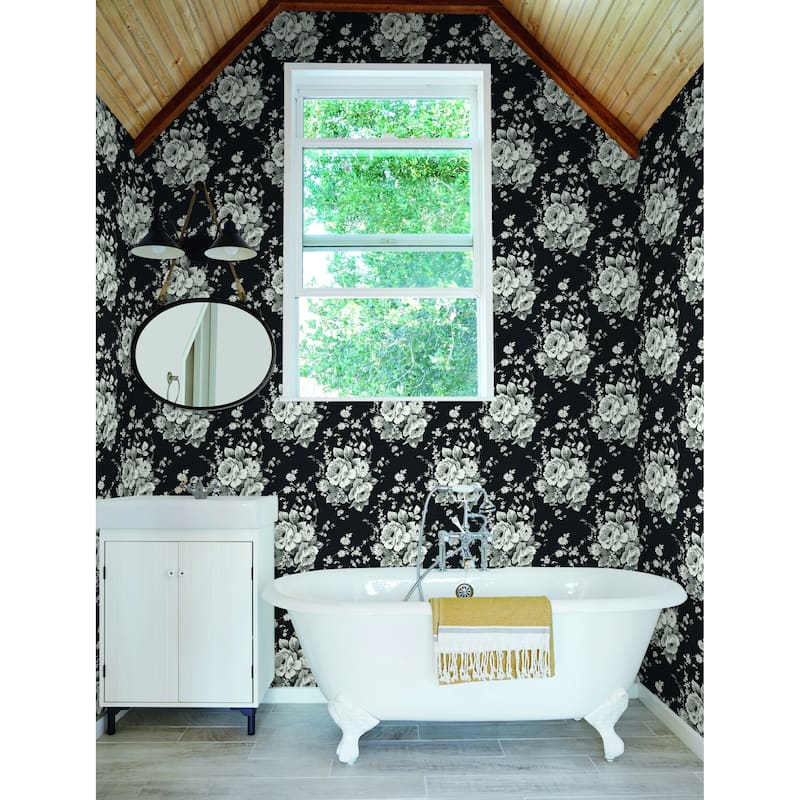 Millbrae Heritage Rose Black/ Gray Wallpaper - Black/Gray
