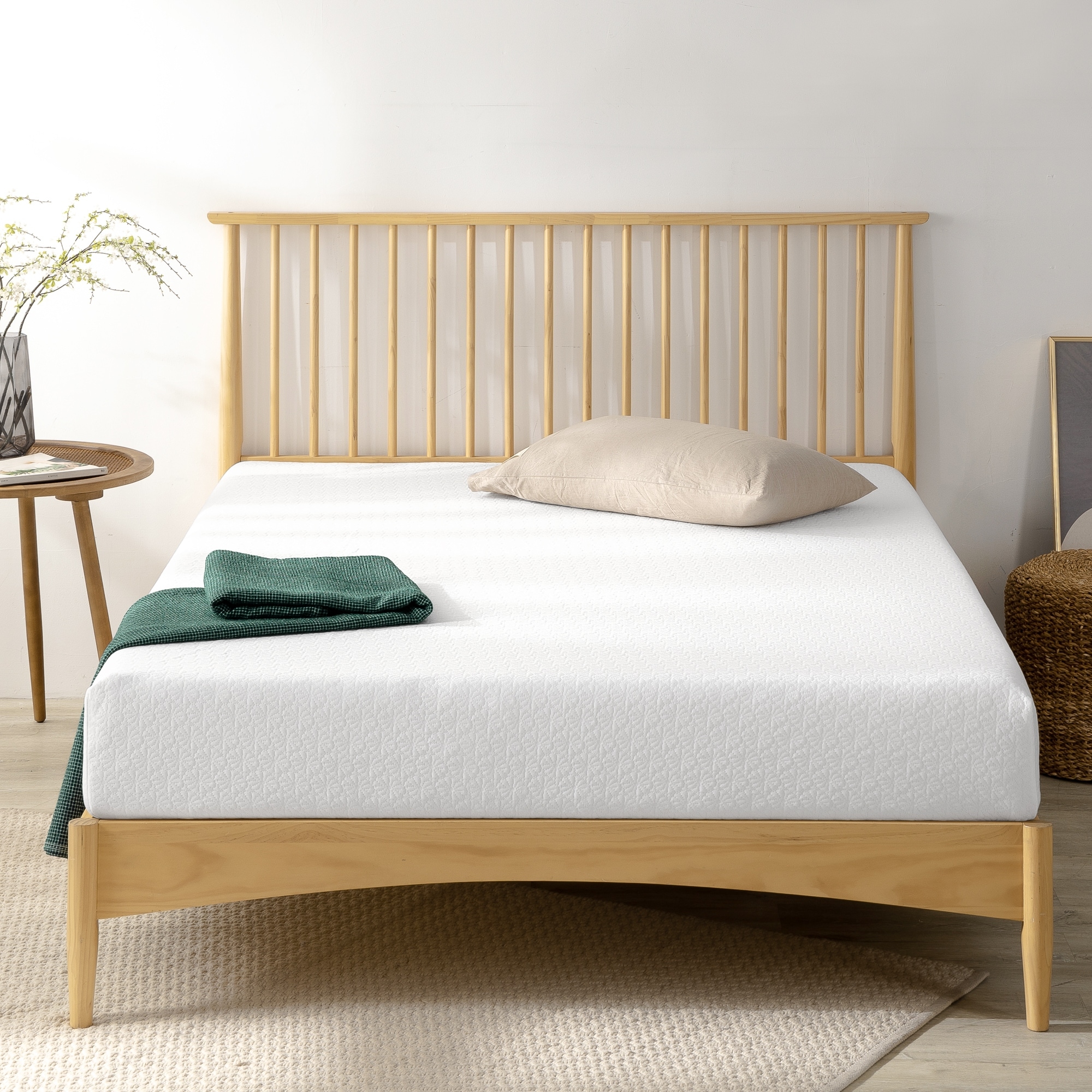Priage by ZINUS 8 inch Green Tea Element Memory Foam Mattress On