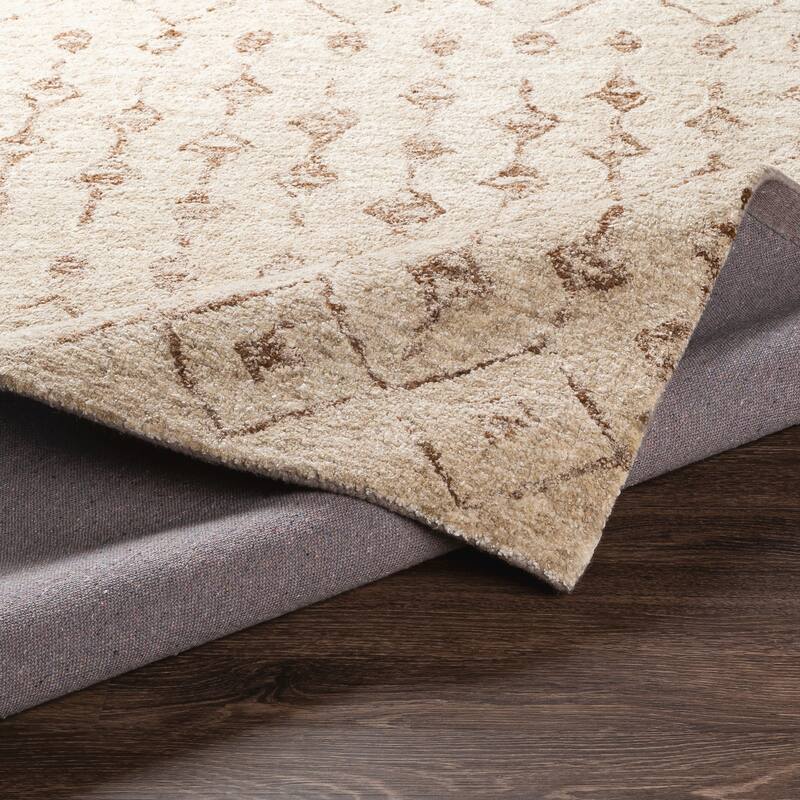 Dathan Handmade Bohemian Geometric Area Rug
