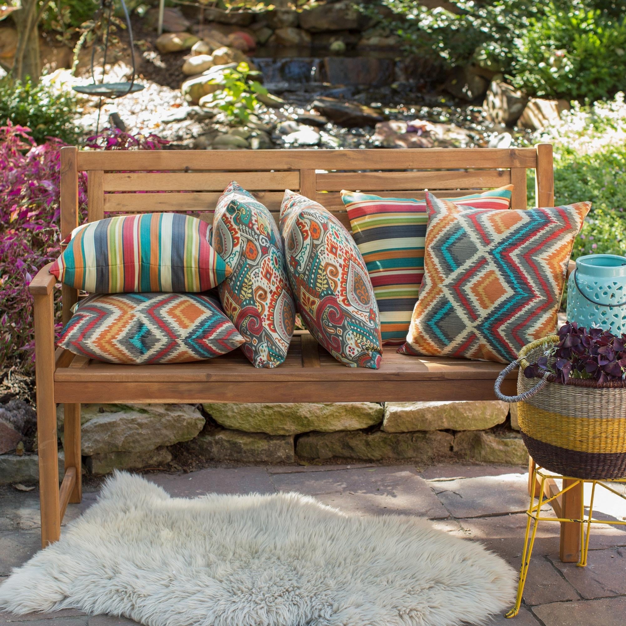 Greendale Home Fashions Global 17-inch Square Outdoor Square Accent Pillow (Set of 2)