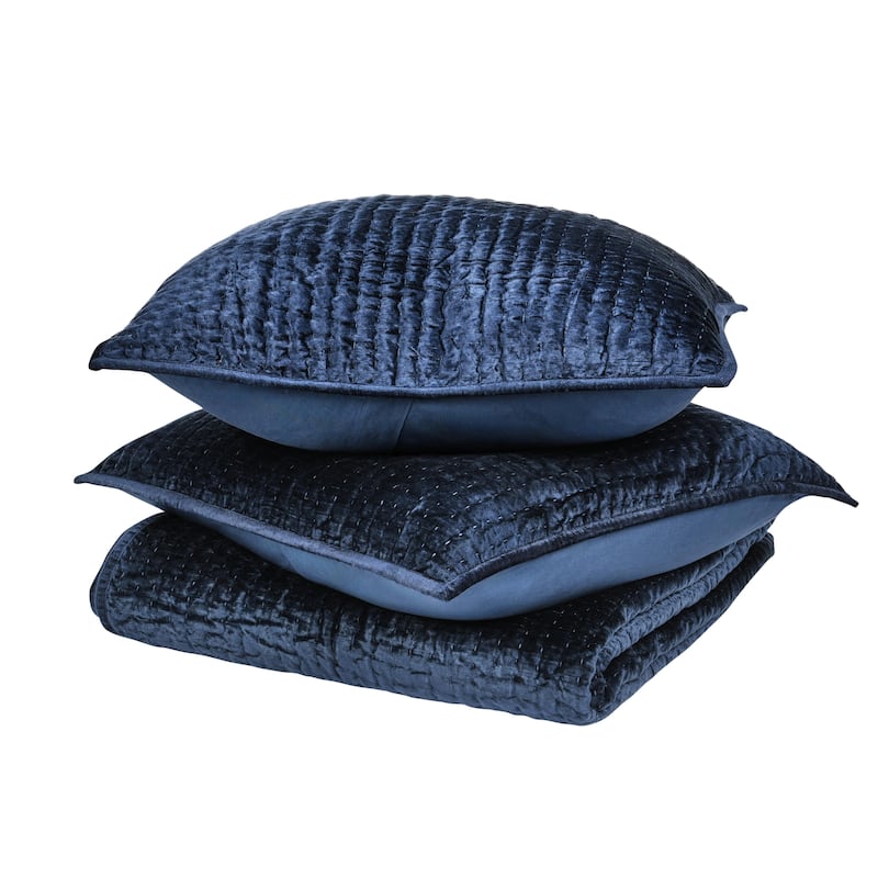 Villa by Classic Home Dimitry 3-Piece Velvet Quilt Set
