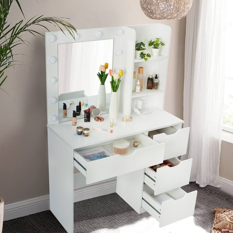 Four-drawer dressing table