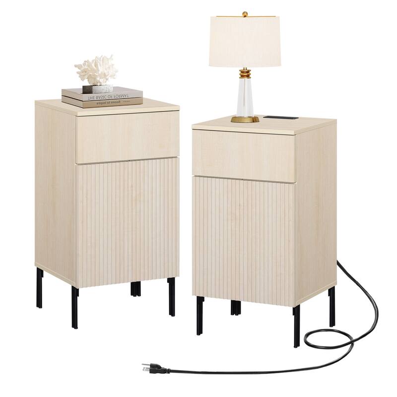 Modern Minimalist Nightstand Set Of 2 With Built-In Outlets, Reed Pattern Design - Beige