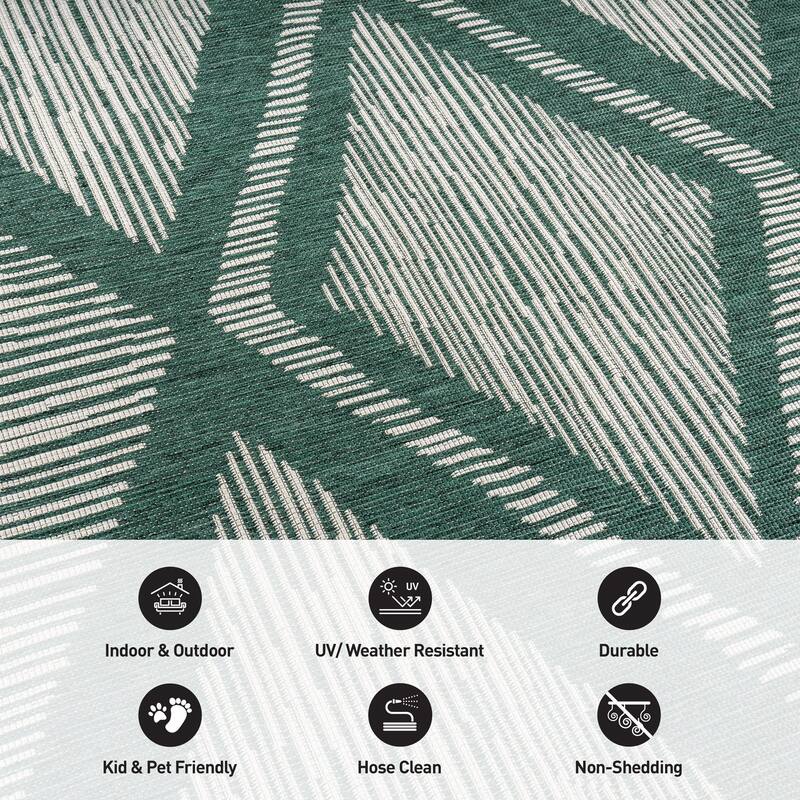 World Rug Gallery Contemporary Geometric Stripe Weather Resistant Reversible Indoor/Outdoor Area Rug