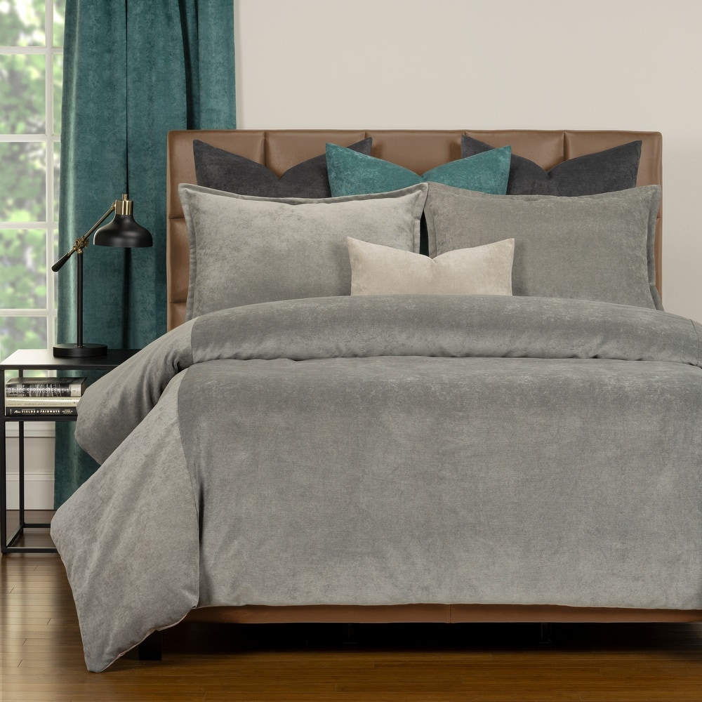 Mixology Padma 8 Piece Duvet Cover and Insert Set