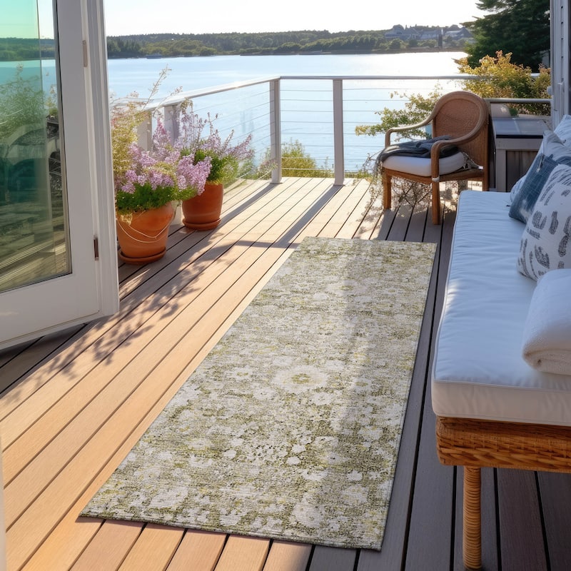 Machine Washable Indoor/ Outdoor Chantille Traditional Vintage Floral Rug