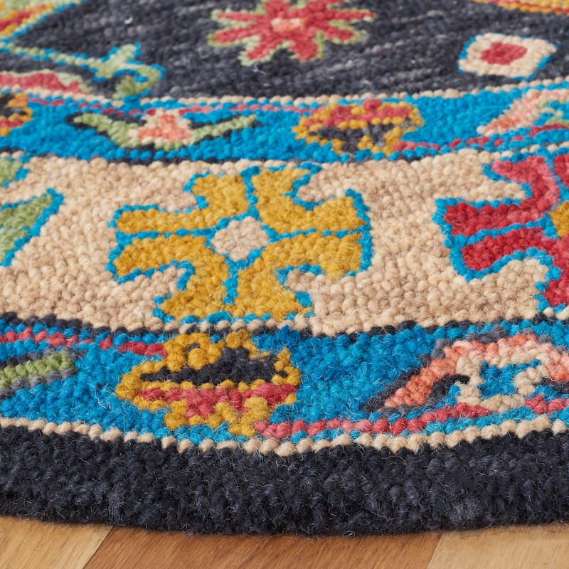 SAFAVIEH Handmade Aspen Sigurþora Bohemian Wool Rug