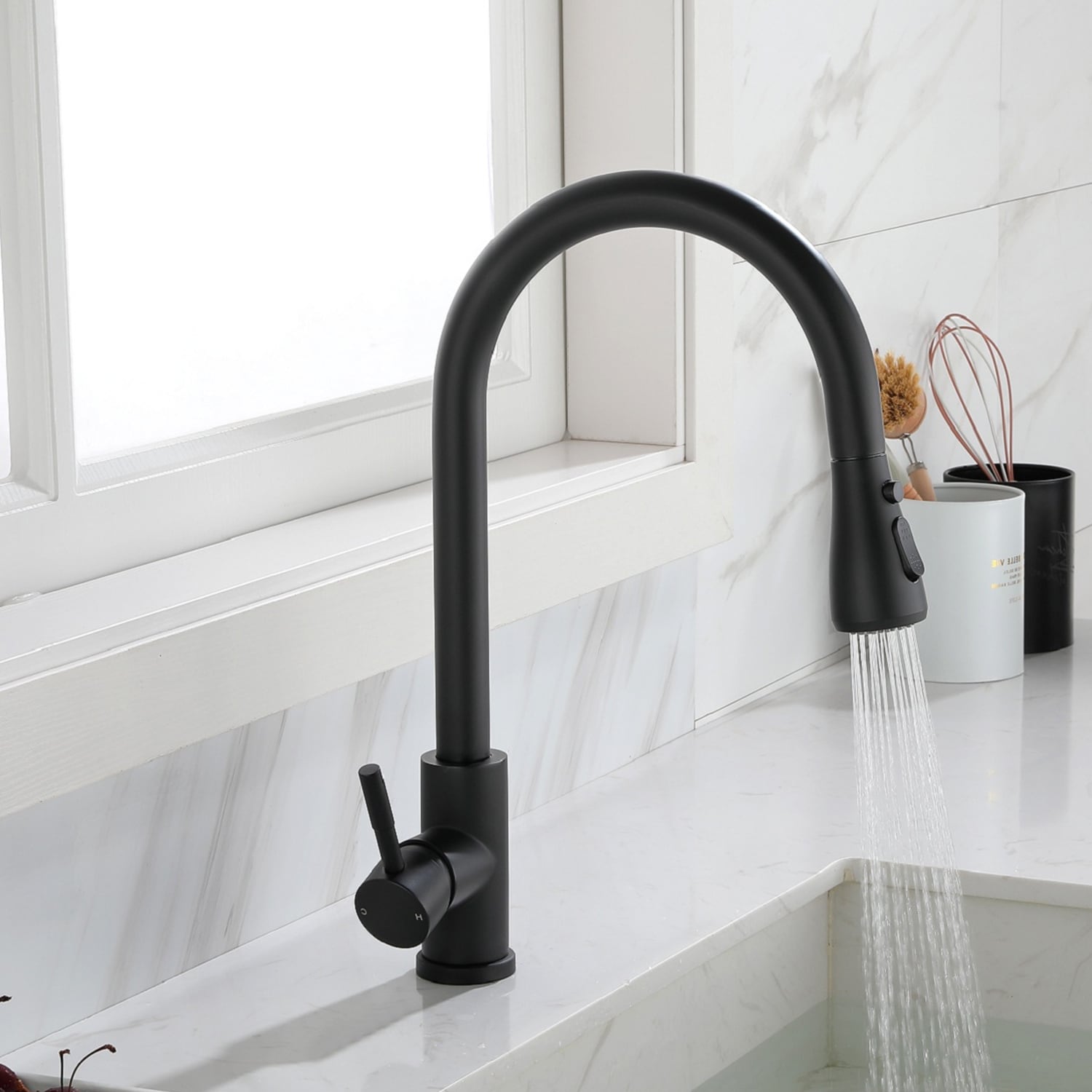 Contemporary Matte Black Kitchen Sink Faucet Pull Out Sprayer Faucet for  Island Sink