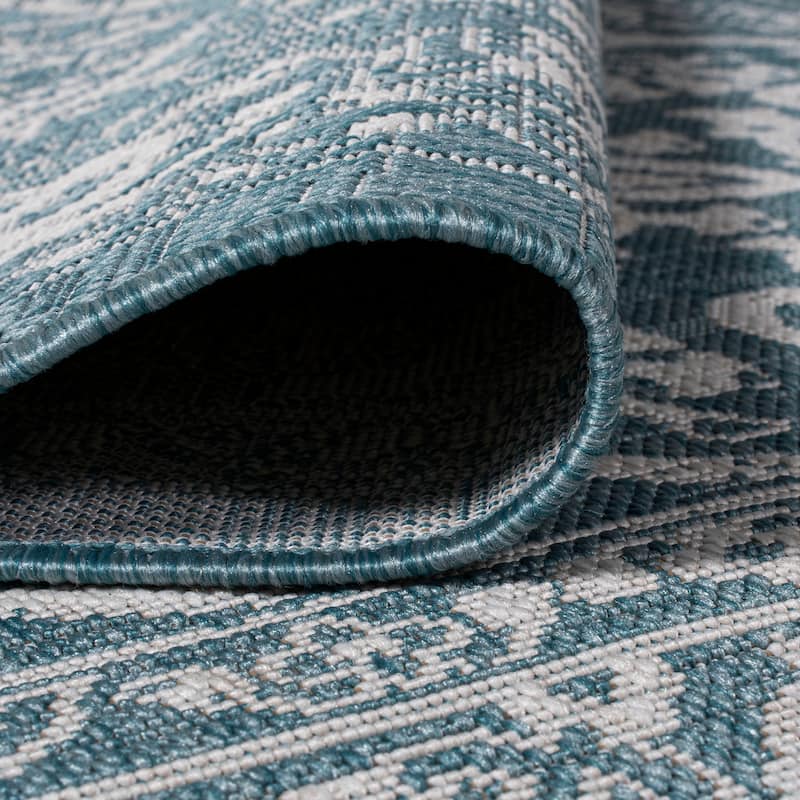 JONATHAN Y Tuscany Filigree Indoor/Outdoor Area Rug