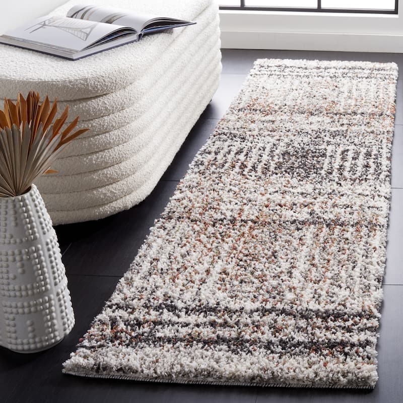 SAFAVIEH Jericho Shag Vesselka 1.2-inch Thick Rug - 2'2" x 8' Runner - Black/Rust - Runner