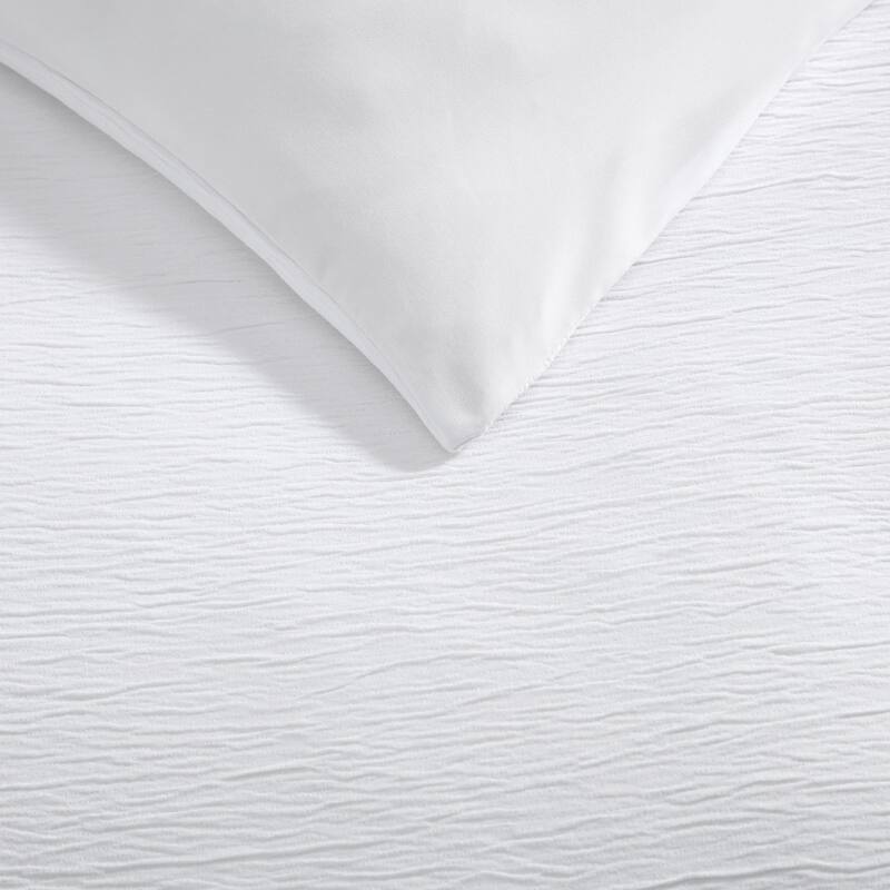 Laura Ashley Crinkle Textured Lightweight Reversible Duvet Cover Set Breathable (3 Piece)