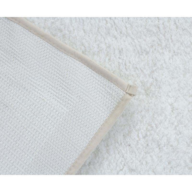 Chesapeake Lakewood Micro Tufted Bath Runner - 22"X60"